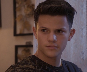 Replay L'amour invincible - S01 E32