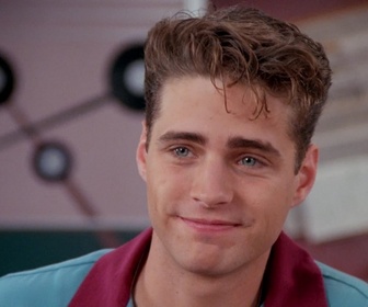 Replay Beverly Hills, 90210 - S03 E15 - Le sans abri