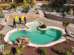 Replay Travaux XXL : piscines et lagons - S2E2 - Lagon exotique dans les Pyrénées