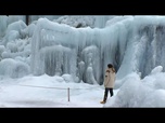 Replay Subzero forest : forêt de glace créée à l'auberge de montagne de Takayama