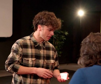 Replay Donovan magicien bluffe les stars (5/6)