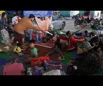 Replay Des frappes aériennes à la frontière Cambodge-Thaïlande font des dizaines de milliers de déplacés