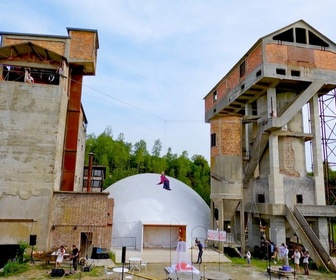 Replay Grands Reportages - Reportages découverte - La renaissance des bâtiments abandonnés