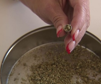 Replay ARTE Journal - Allemagne : la fin des fleurs de cannabis sur ordonnance