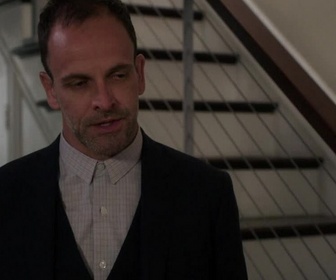 Replay Elementary - S6 E7 - Compagnons d'abstinence