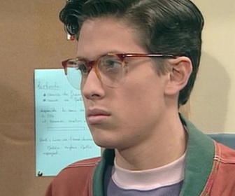 Replay Premiers baisers - S04 E03 - L'amour le plus long