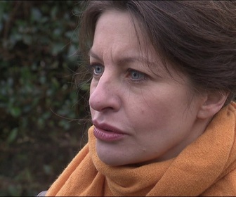 Replay Au nom de la vérité - S04 E45 - Une ado rebelle