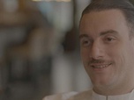 Replay À la table des Top chef - S3 E8 - Arnaud Baptiste - L'enfant terrible