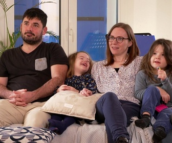 Replay S10 E04 - Pour sa 100ème famille, Super Nanny vient à la rescousse d'un papa au foyer !