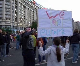 Replay Roumanie: victoire du candidat pro-européen - Roumanie : menacée par l'extrême droite, la société civile se mobilise