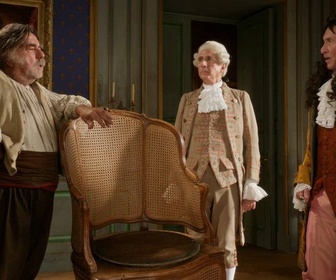 Replay La petite histoire de France - Prise classique / Piercing chair / Gargouilles / Les dernières économies