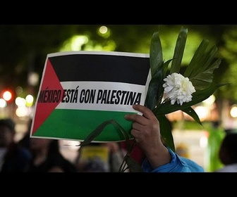 Replay Manifestation à Mexico contre la frappe israélienne qui a tué des journalistes à Gaza