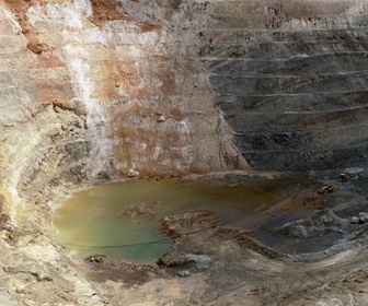 Replay Info éco - La RDC prolonge son embargo sur le cobalt, un pari risqué