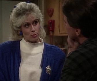 Replay Madame est servie - S04 E12 - Confidences sur l'oreiller