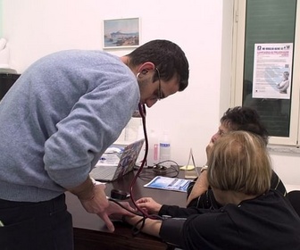 Replay Alerte rouge sur la santé - Italie : La santé pour tous, une promesse en l'air