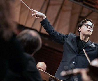 Replay Tarmo Peltokoski avec l'Orchestre symphonique de Lettonie