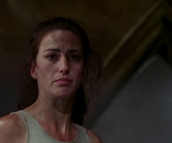 Replay Farscape - S02 E01 - La Fin d'un monde