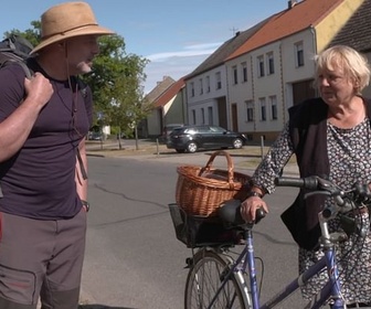 Replay ARTE Journal - La marche curieuse de Dirk Brauns à travers l'Allemagne