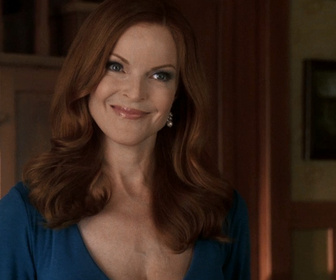 Replay Desperate Housewives - S4 E2 - Rien n'est plus trompeur qu'un sourire