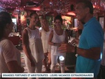 Replay Un jour, un doc - Grandes fortunes et aristocrates : leurs vacances extraordinaires (2/2)