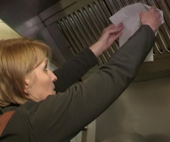 Replay 90' Enquêtes - Tromperie, produits périmés, bactéries: la police des assiettes sur tous les fronts