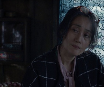 Replay La colline écarlate - S01 E01