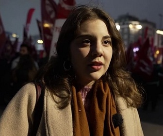 Replay Nehir, 20 ans, militer malgré tout