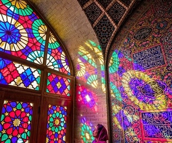 Replay Les séries documentaires d'histoire - De la Perse à l'Iran : 3 000 ans de civilisations (3/3)