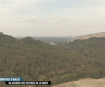 Replay Enquête d'action - Pompiers d'Arles : au secours des victimes de la route