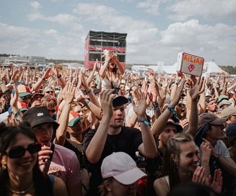 Replay Avec Tom Odell, Hot Milk... - Southside Festival 2025 en direct
