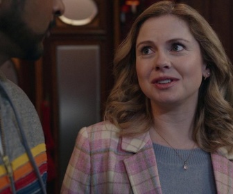 Replay Ghosts : Fantômes à la maison - S03 E03 - Il voit des morts