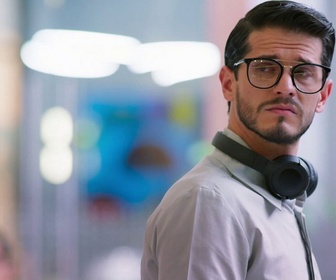 Replay Les riches pleurent aussi - S01 E24