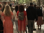 Replay ARTE Regards - Les Barcelonais traquent les pickpockets