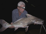 Replay River monsters - S6E1 - Le mangeur d'hommes