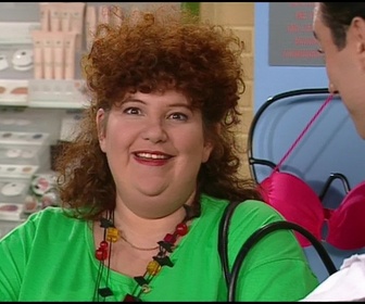 Replay Les filles d'à côté - S09 E04 - Réceptions