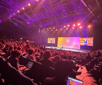 Replay Les émissions spéciales - Suivez la conférence d'Elon Musk en direct de Vivatech