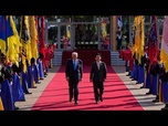 Replay Tournée de Trump en Asie : Washington et Séoul scellent un accord économique massif
