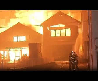 Replay Japon : un incendie brûle 170 maisons et contraint à des évacuations massives