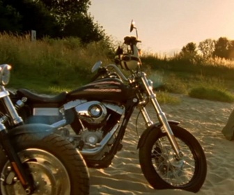 Replay Alerte Cobra - S14 E13 - L'effet d'une bombe