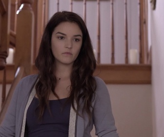 Replay Comme une proie dans ma maison