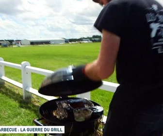 Replay Un jour, un doc - Barbecue : la guerre du grill