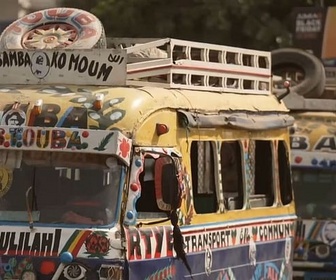 Replay Invitation au voyage - 19/09/2024 - Le car rapide, emblème coloré du Sénégal