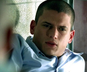 Replay Prison Break - S1 E11 - Un de trop