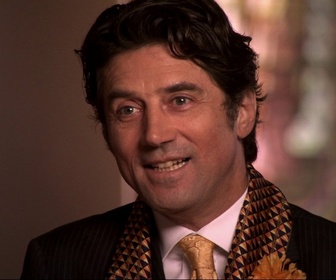 Replay Mes amis, mes amours, mes emmerdes... - S02 E006 - Tout feu tout flamme