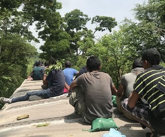 Replay ARTE Reportage - Mexique : La Bestia