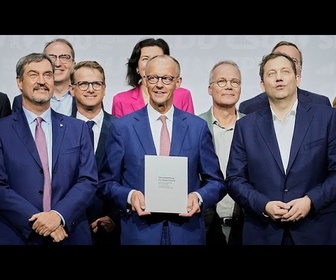 Replay En images, le CDU/CSU et les sociaux-démocrates allemands signent un accord de coalition à Berlin