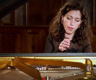 Replay Piano classique - Bach, Debussy et Chopin par Beatrice Rana