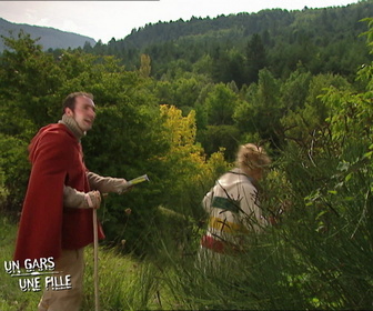 Replay Un gars, une fille - S5E39 - Dans la Drôme (4)