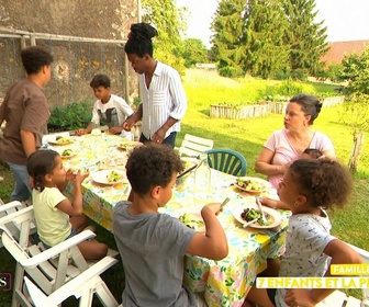 Replay Familles nombreuses : la vie en XXL - Saison 10 Episode 33 du 25 février 2026