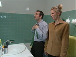 Replay Un gars, une fille - S2E28 - Dans la salle de bain (4)
